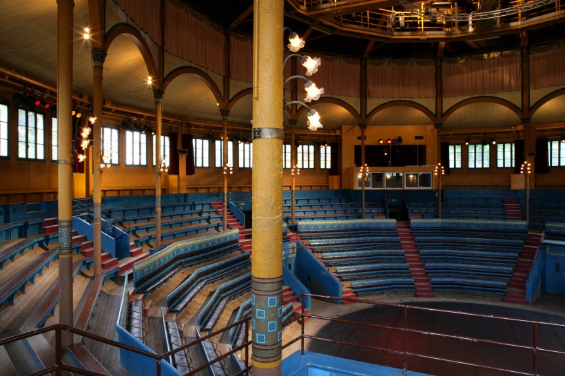 Cirques - Cirque de Reims - intérieur